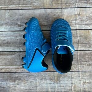 Youth Blue Soccer Sneakers with Hook-and-Loop Strap